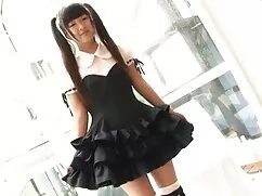 美しい茶色の髪、大きなおっぱいで、彼女の ...