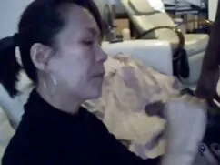人おしっこで女の子薄いですそれは小さな胸 ...