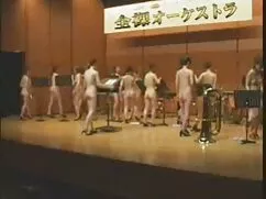 私のガールフレンドは、冬、猫、大きなディ ...