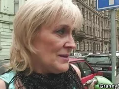 ロシアは、ホットソース燃焼でカップルを点 ...