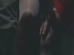 黒人男性は、白い女の子の欲望を満たすため ...